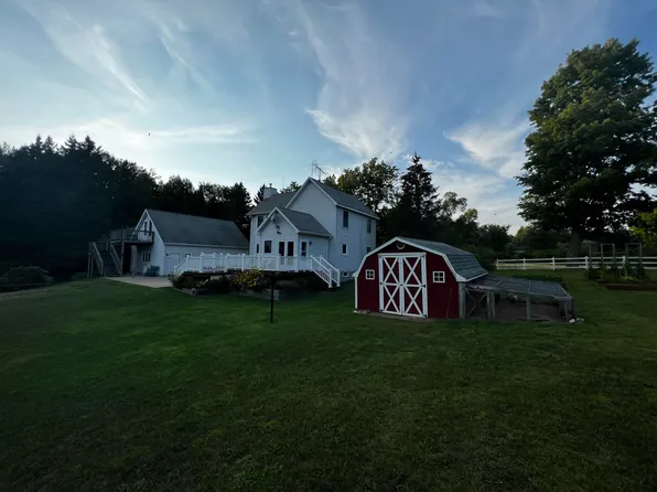 165 W Oyster Rd, Rose City, MI 48654