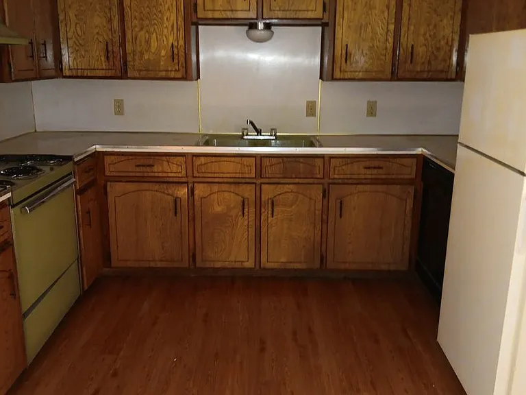 2201 N Main Street 120 Sequoya — Photo 2