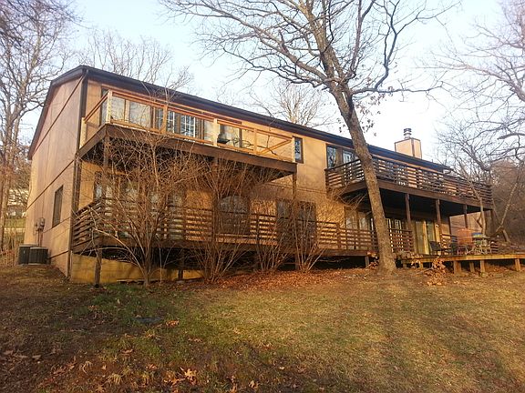 master on L/diningkitchen R