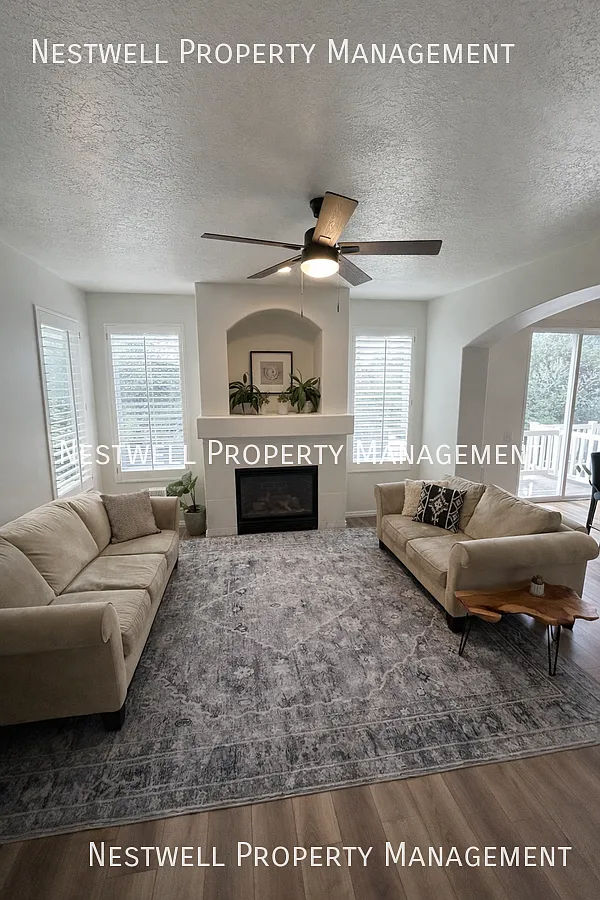 Building Photo - 1528 W Cabernet Dr