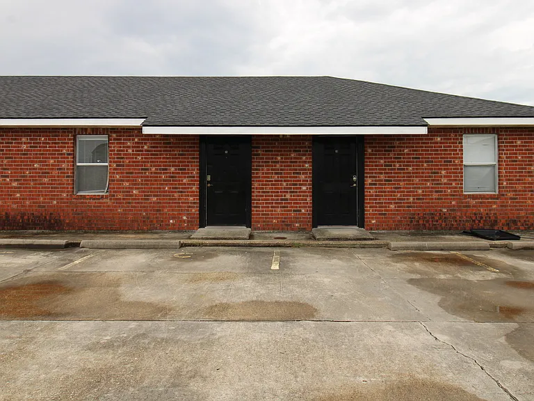 111 Picone Rd #3-D — Photo 23