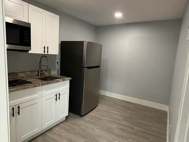 138 Ethelyn Dr — Photo 7