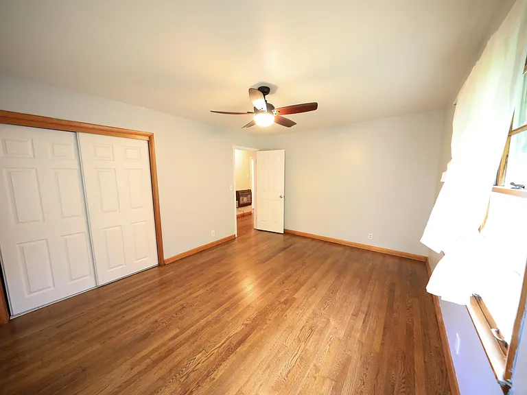 684 Valley Rd — Photo 14