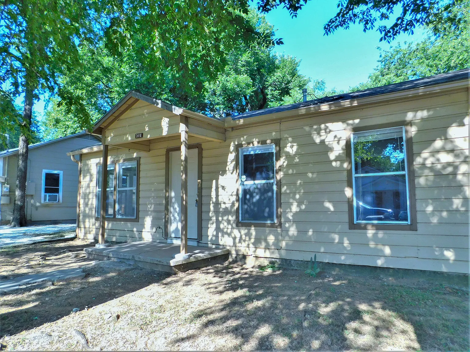 2 bed, 768 sqft, $1,295 — Photo 3