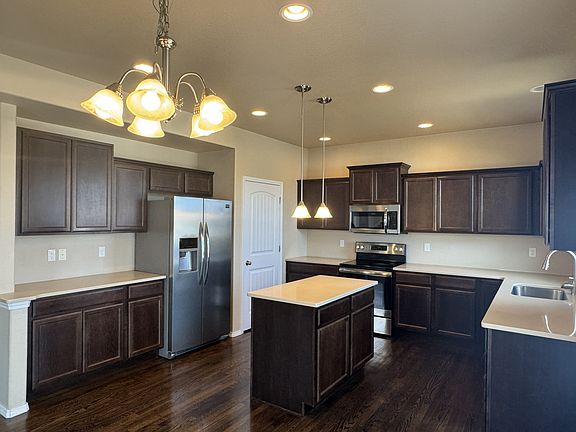 5th image of 10930 Forest Creek Dr