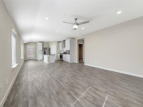 5th image of 12722 Basinghall Ln