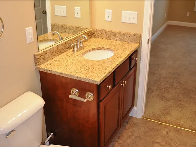 Sterling Ridge Apartments — Photo 9