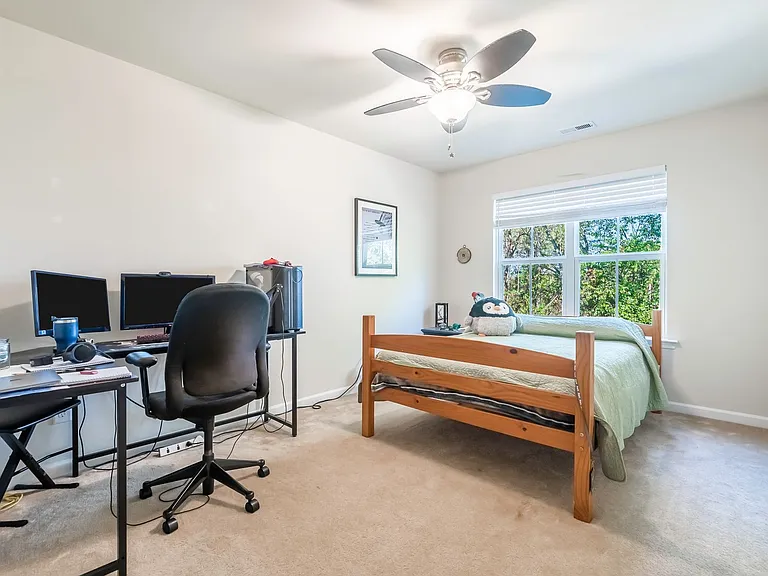 8329 Yaxley Hall Dr — Photo 9