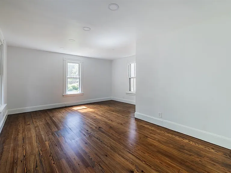 106 Wooster St — Photo 6