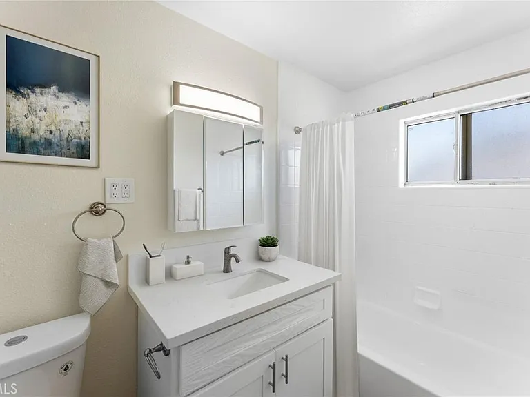 4484 La Deney St — Photo 10