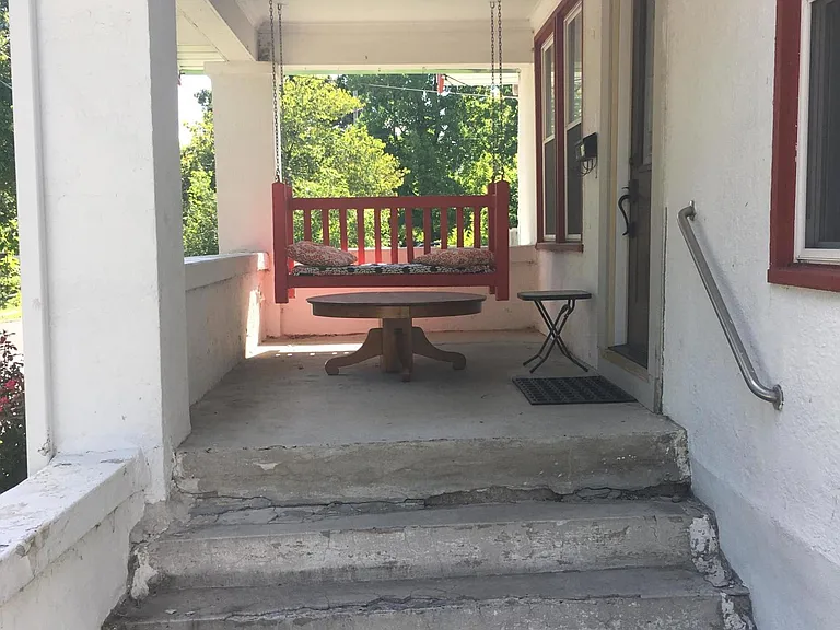 1408 Pratt St — Photo 12