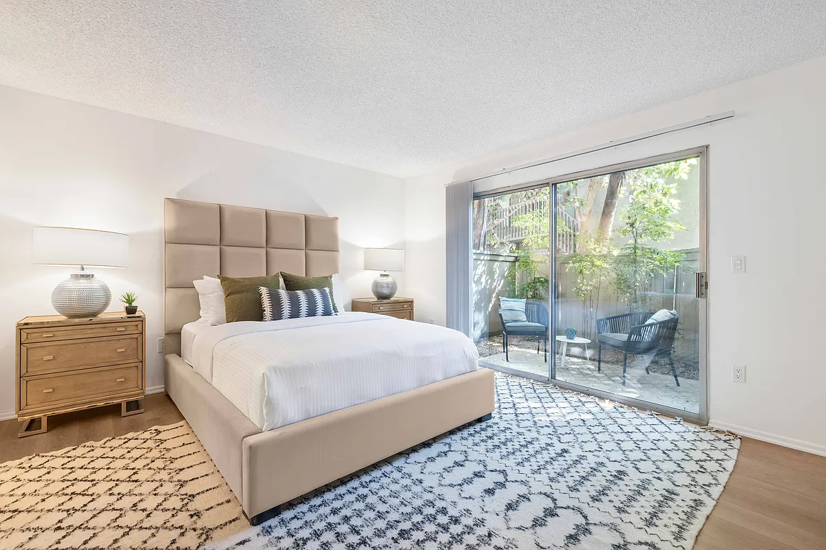 Cottonwood Primary Bedroom - The Aspens Riverside