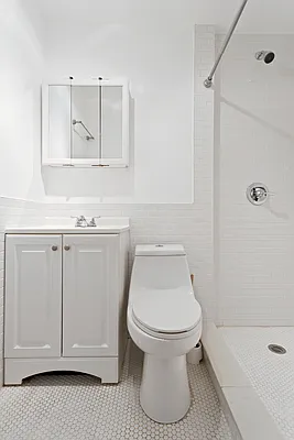 Rented by Corcoran | media 21