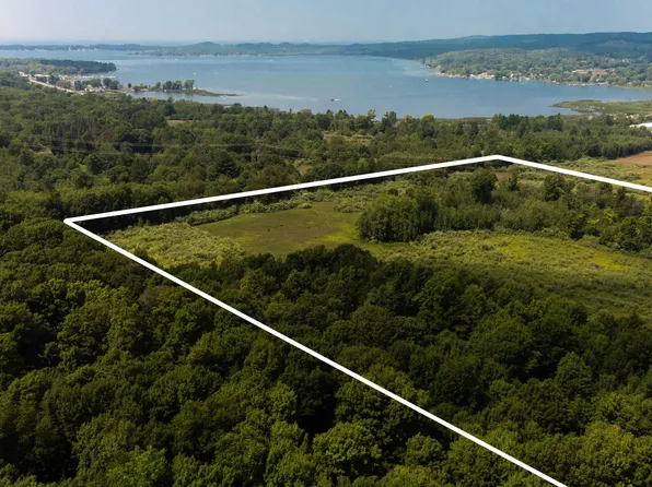 Milarch Rd, Onekama, MI 49675