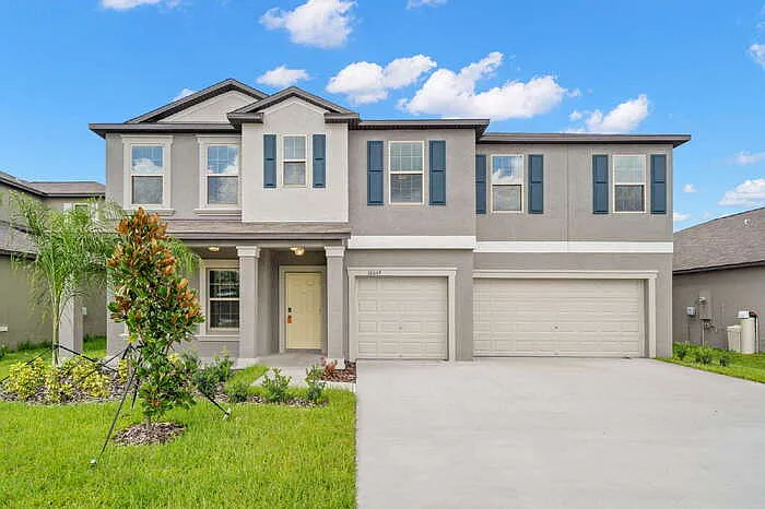 5 bed, 4.0 bath, 3354 sqft, $3,400 — Photo 1