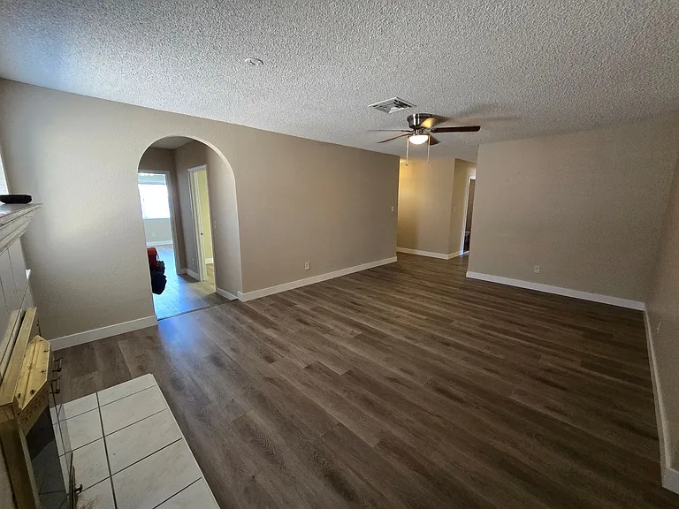 4647 Marnell Dr — Photo 31