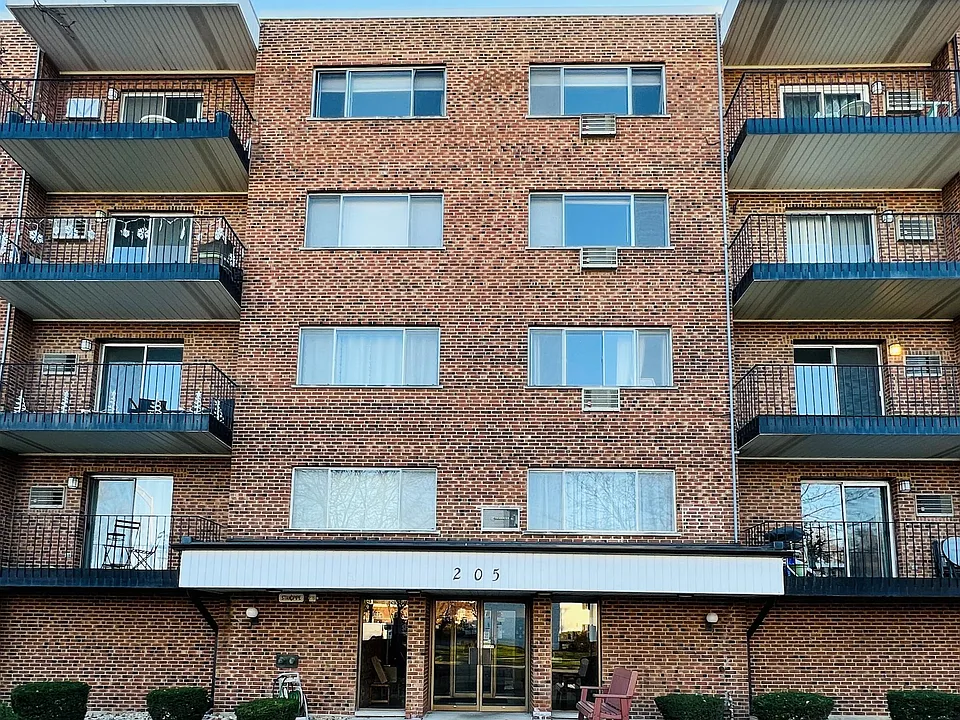 205 W Miner St #300