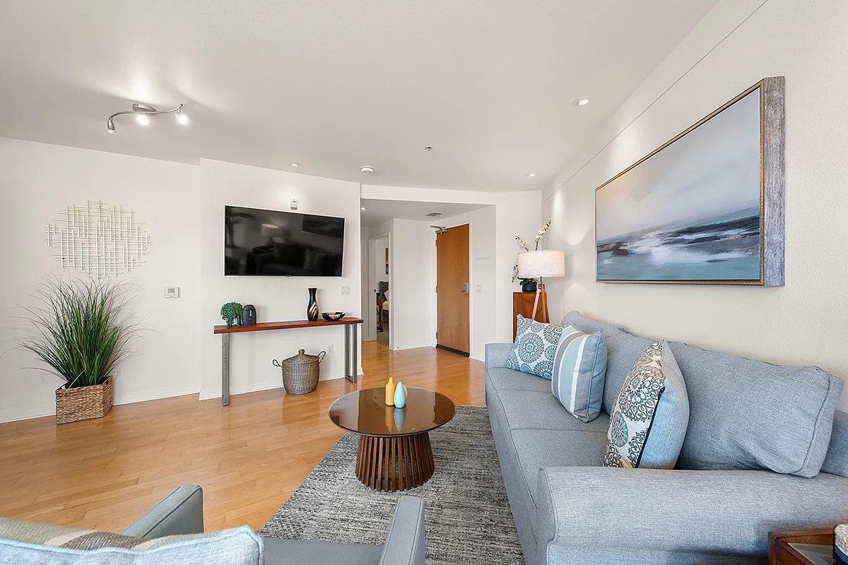 2 bed, 1154 sqft, $5,000 — Photo 4