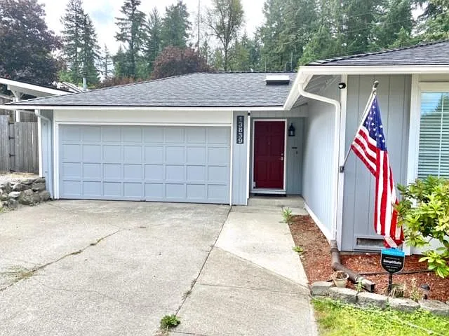 13839 SE Fairwood Blvd — Photo 2