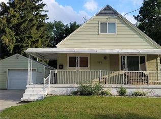 898 Hancock Ave, Akron, OH 44314