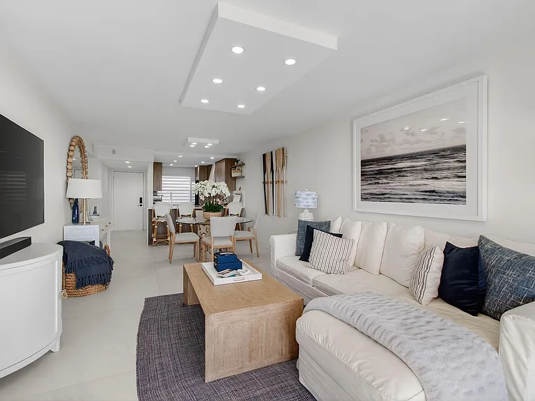 600 Egret Cir #7501 — Photo 9