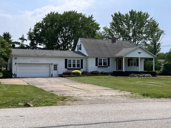 4143 Irene Dr, Erie, PA 16510