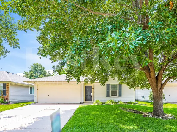 19943 Crested Hill Ln, Cypress, TX 77433