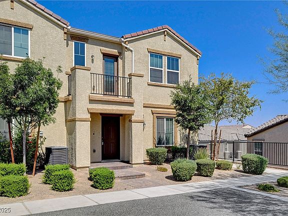 2nd image of 1195 Paradise Basin Ct