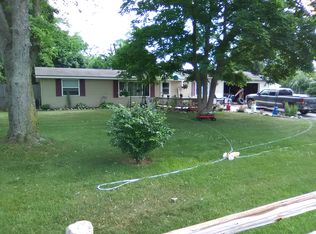 9287 Villa Crest Dr, Clarkston, MI 48346