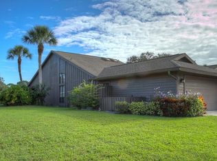 5821 Merion Way, Sarasota, FL 34243