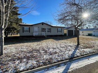 130 Poplar Ave, Lowry, MN 56349