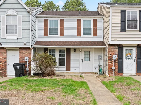 201 Villa Knoll Ct, Sicklerville, NJ 08081