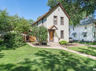 2710 Arlington Ave, Davenport, IA