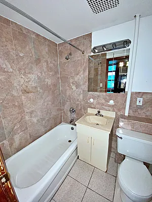 Rented by Douglas Elliman | media 31