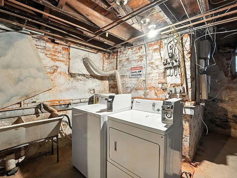 85 Parade St #1R — Photo 18