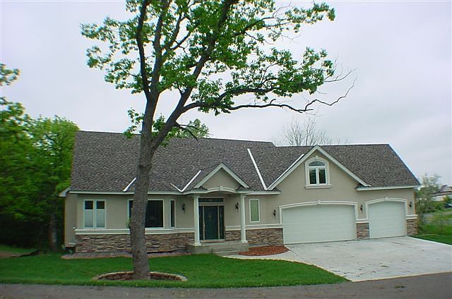 1st image of 4520 Thomas Lake Cir