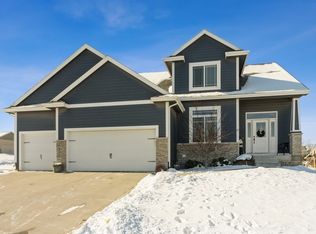 1656 S 11th St, Adel, IA 50003