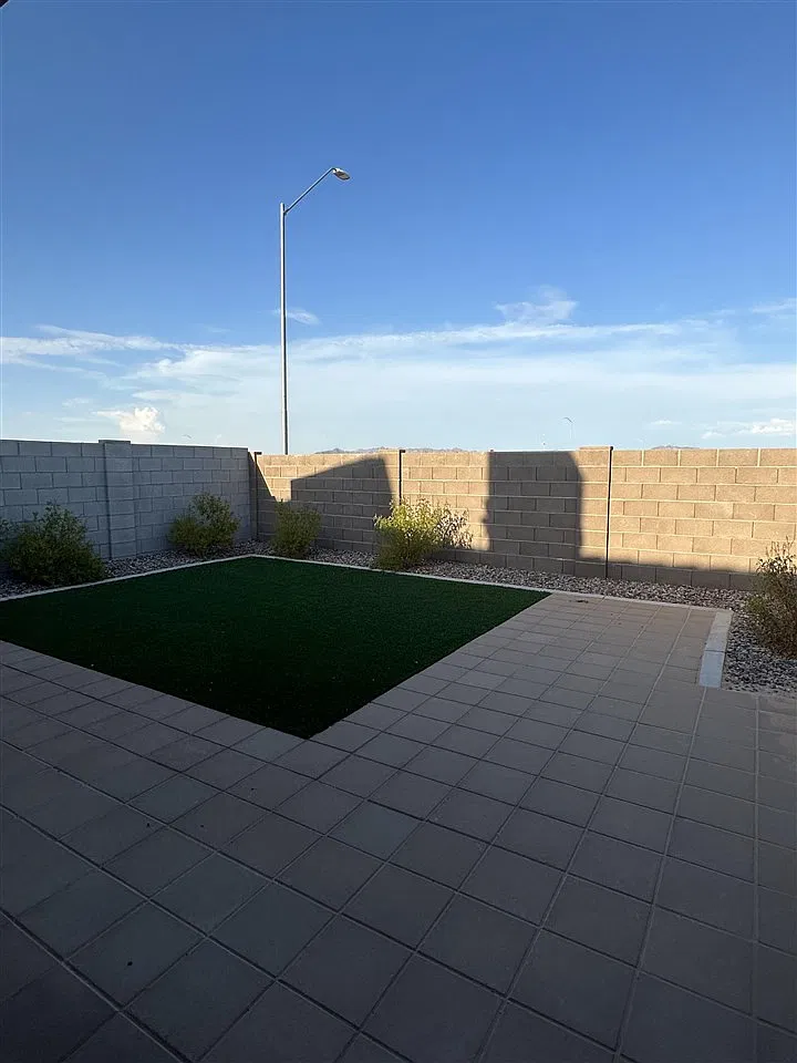 3 bed, 2.0 bath, 1280 sqft, $1,500 — Photo 1