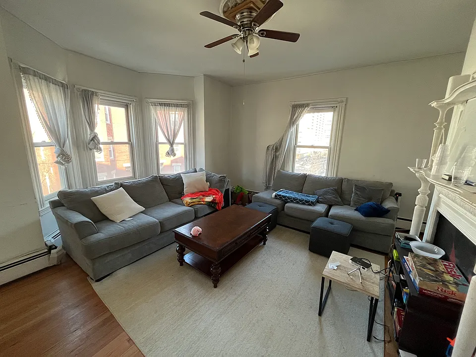 142 Saint Alphonsus St #2