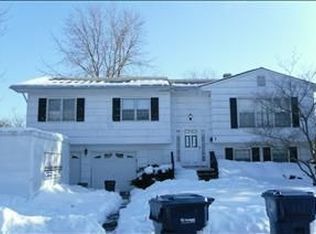 2 Marlow Pl, Neptune, NJ 07753