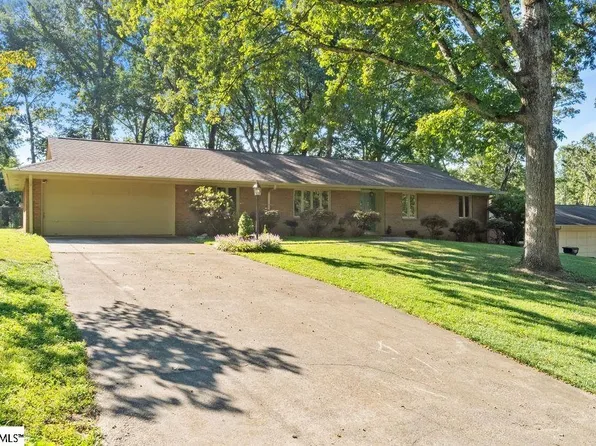 107 Wood Heights Ave, Taylors, SC 29687