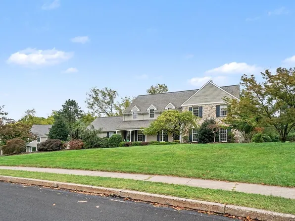 1674 Jacks Cir, Lansdale, PA 19446