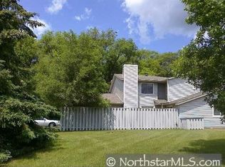 913 Monterey Dr, Shoreview, MN 55126