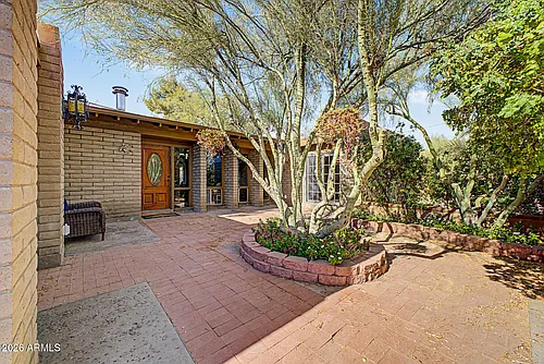 6510 E Dixileta Dr Photo 1