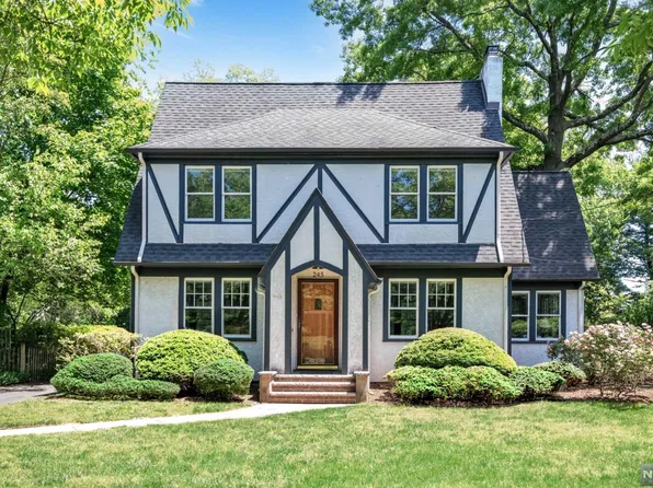 245 Bogert Ave, Ridgewood, NJ 07450