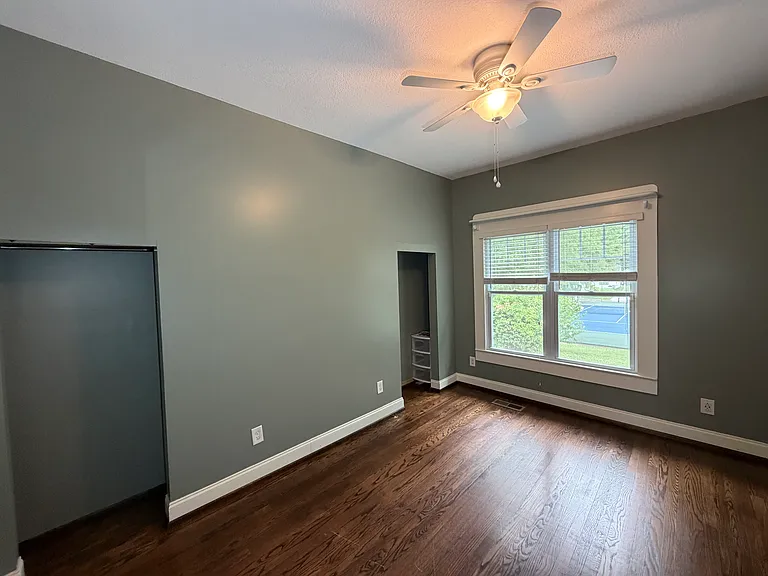 2919 Dempster St — Photo 12