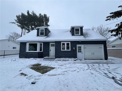 107 Colonial Dr, North Syracuse, NY, 13212