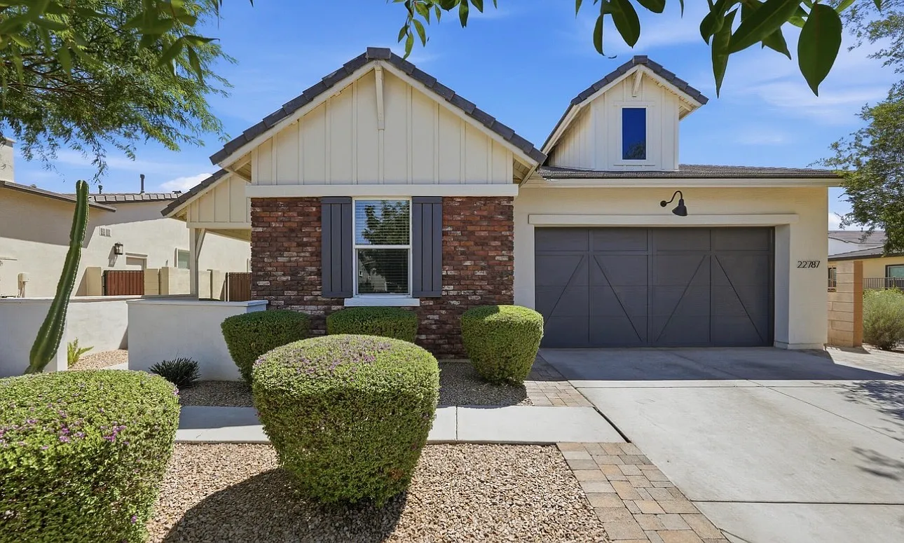3 bed, 1868 sqft, $3,150 — Photo 1