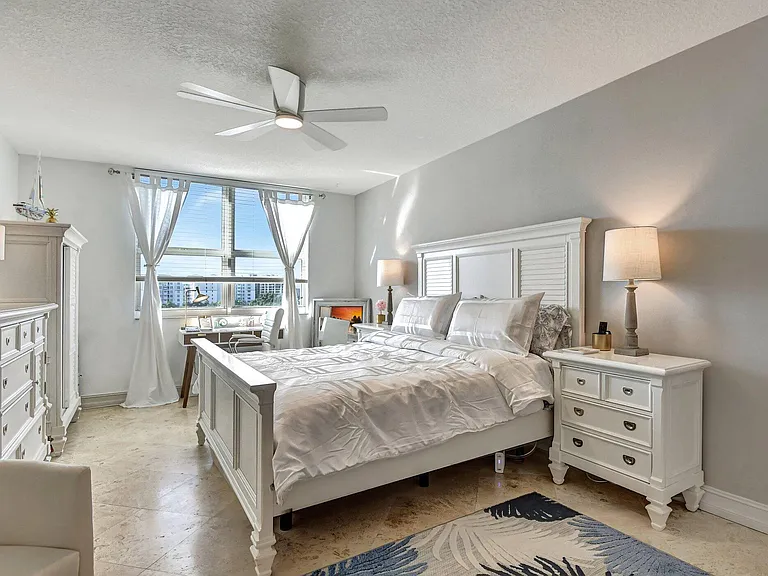 99 SE Mizner Blvd #823 — Photo 14