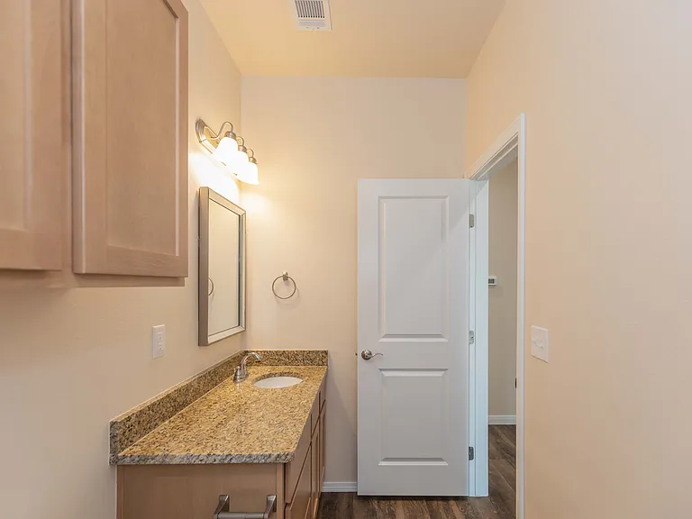 7602 Beck Dr — Photo 7